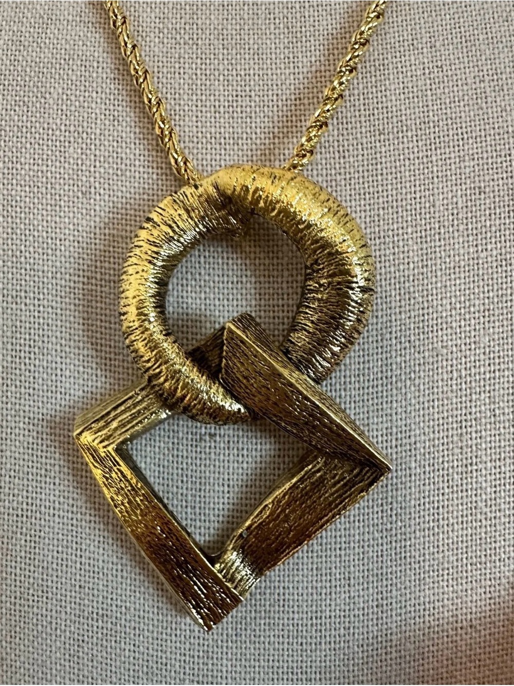 Vintage Yves Saint Laurent YSL Textured Geometric Pendant Necklace Gold Plated - Picture 3 of 7
